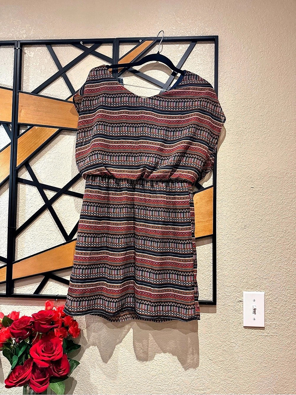 Women's Geometric Mini Dress in Black & Red Like New